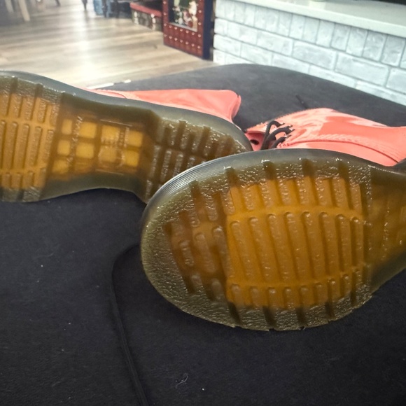 Patent Coral Doc martens size 8 - Picture 3 of 5